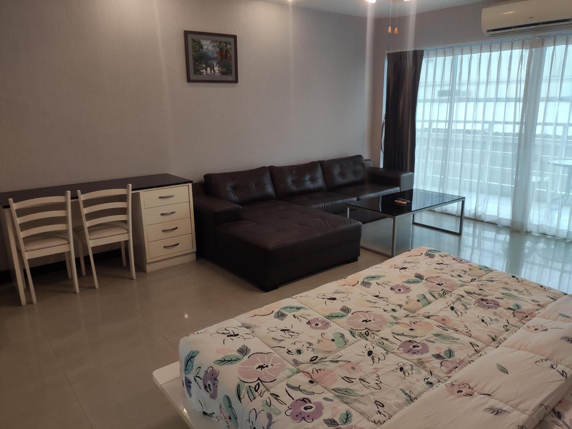View Talay 6 Pattaya Beach By Anatolia Condo Suite Exterior foto
