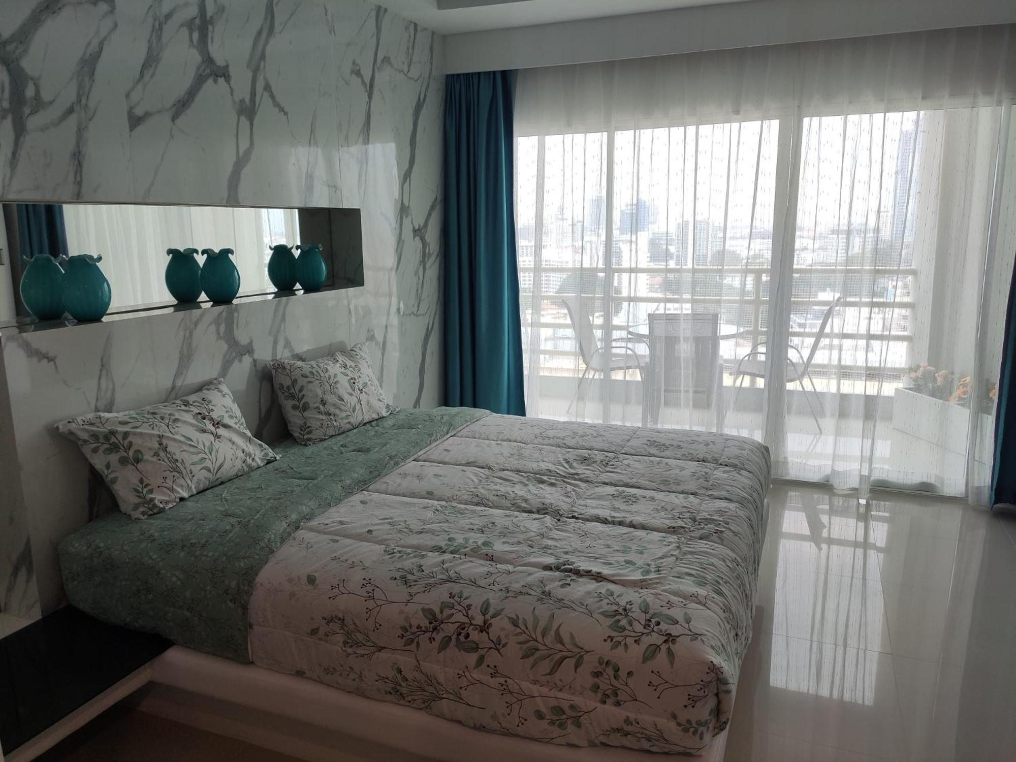 View Talay 6 Pattaya Beach By Anatolia Condo Suite Exterior foto