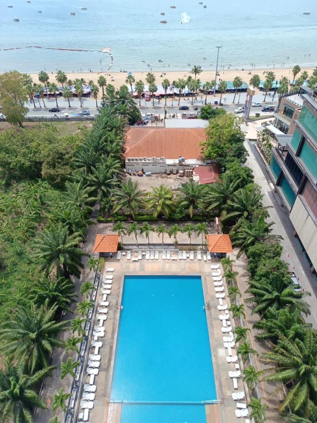 View Talay 6 Pattaya Beach By Anatolia Condo Suite Exterior foto