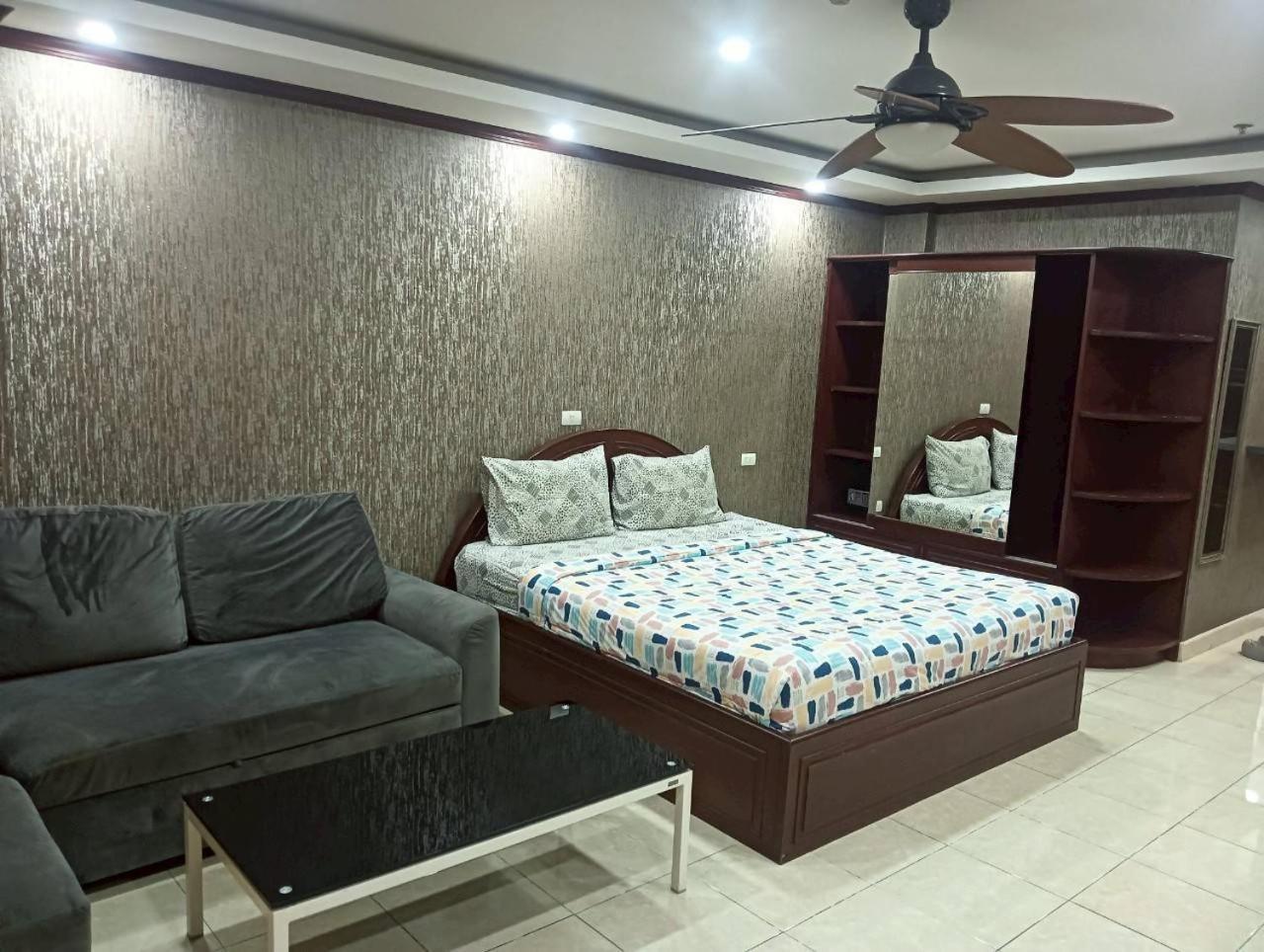 View Talay 6 Pattaya Beach By Anatolia Condo Suite Exterior foto