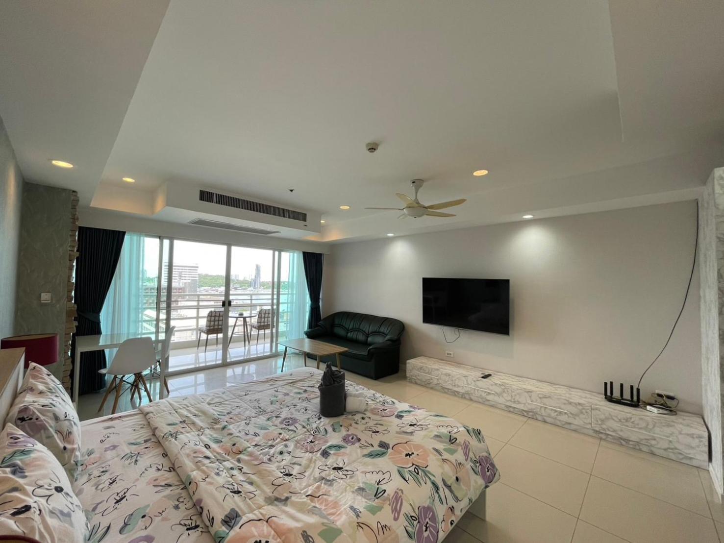 View Talay 6 Pattaya Beach By Anatolia Condo Suite Exterior foto